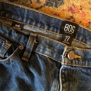 BDG Mom Hi-Rise Jeans